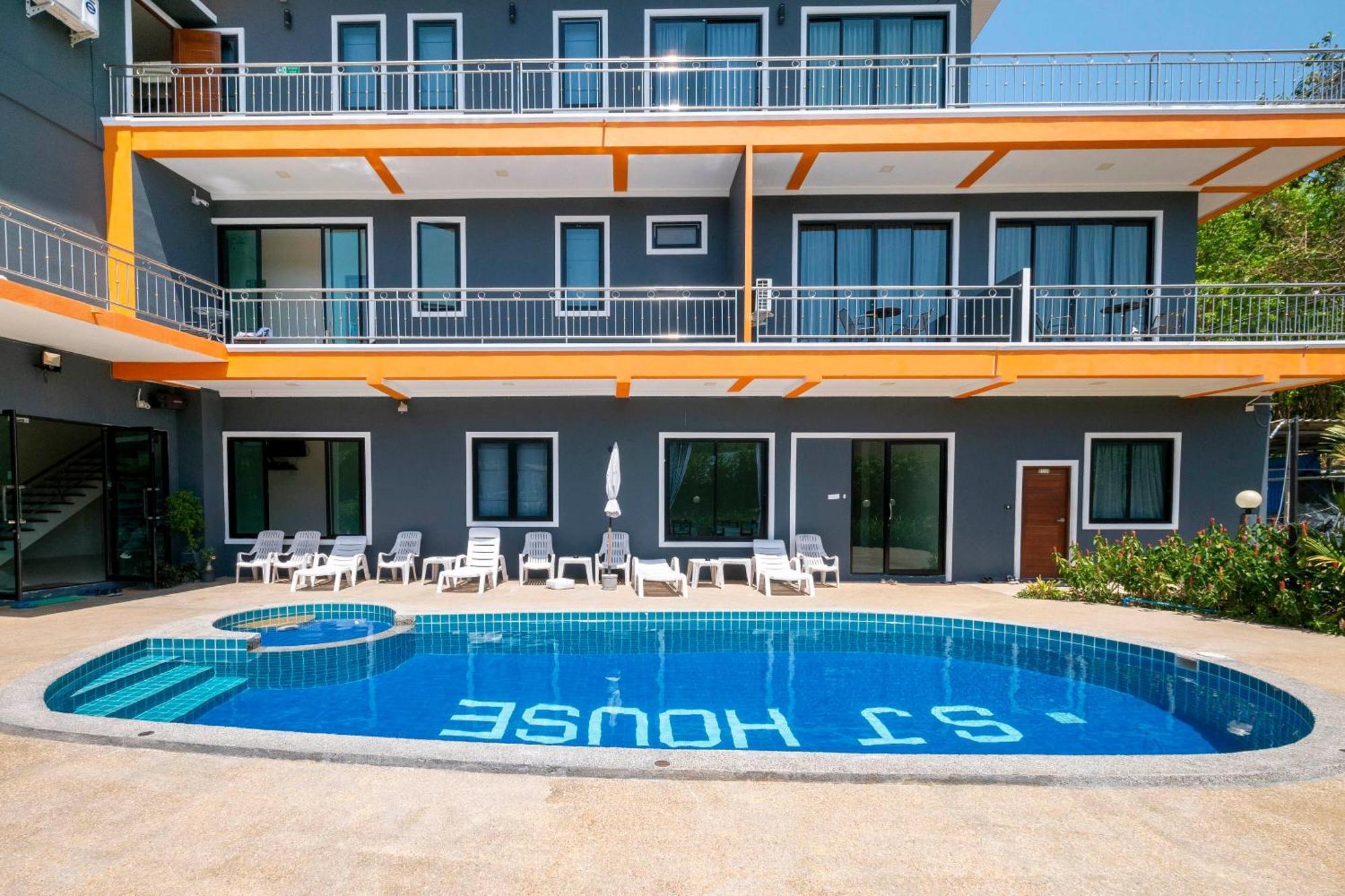 Oyo 665 Sj House Hotel